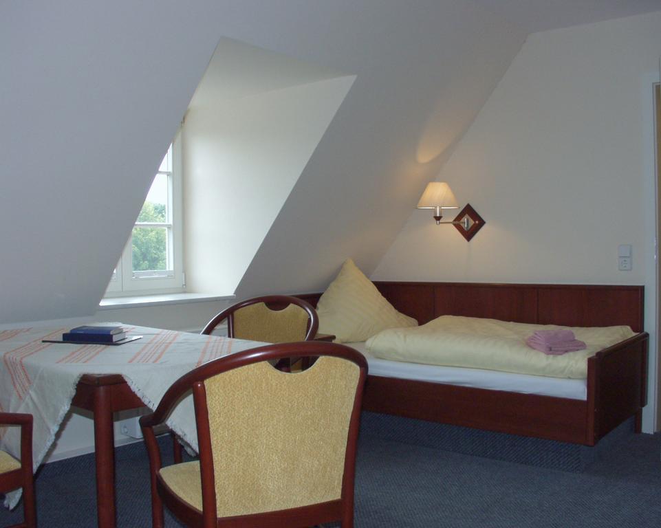 Komensky Gaeste- Und Tagungshaus Herrnhut Exterior foto